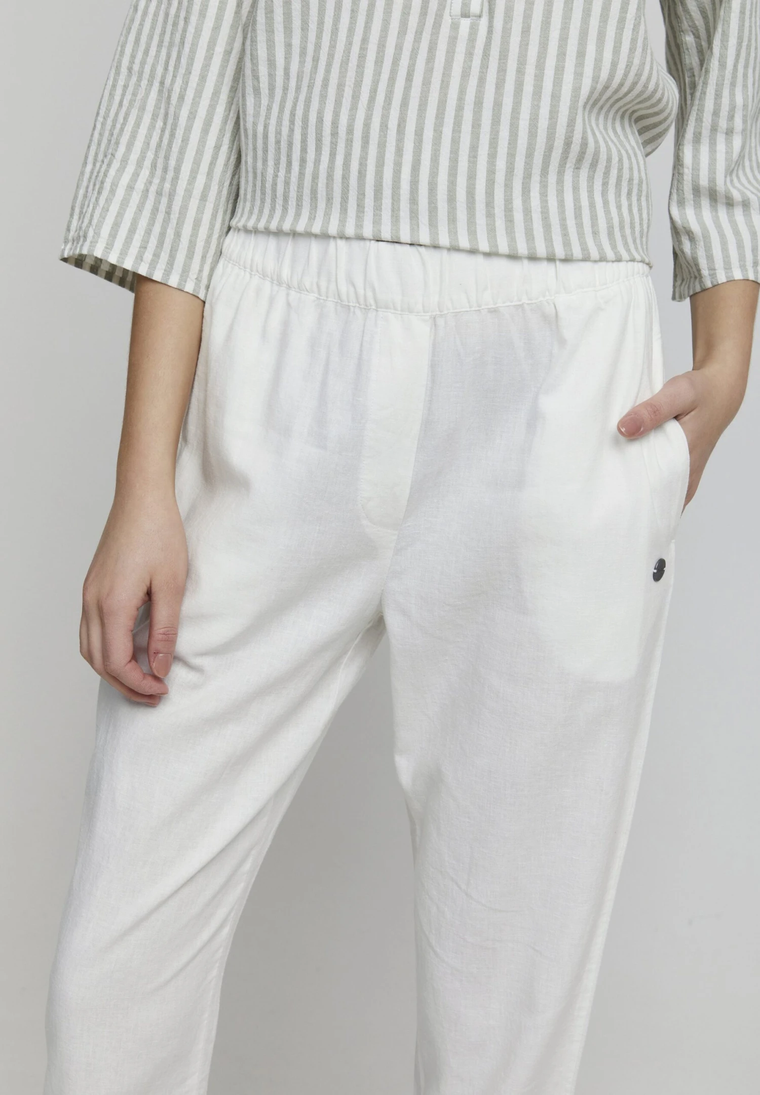 OXMO Alfa - Pantalones - Off White 4 OXMO Alfa - Pantalones - Off White - Imagen 4