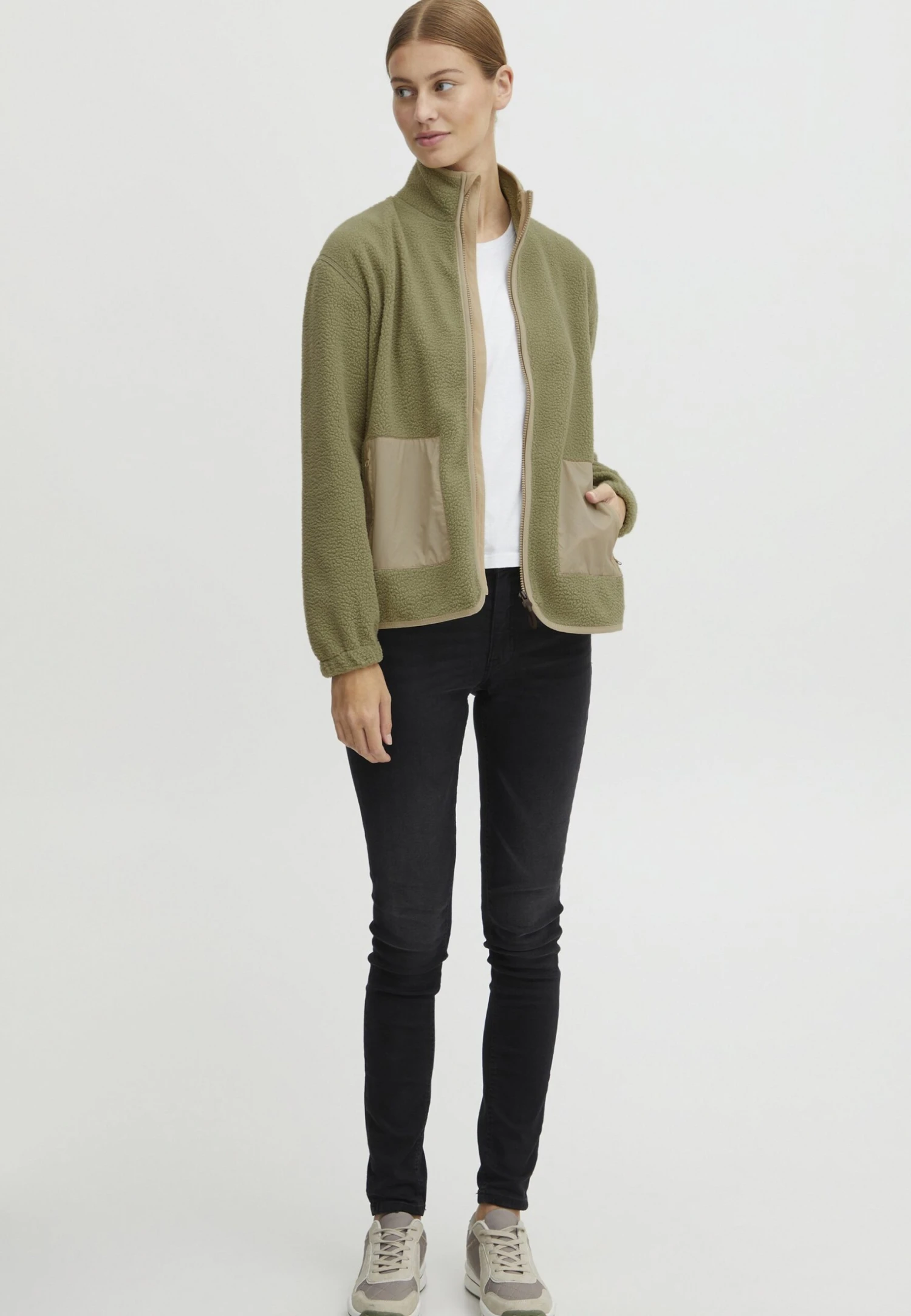 OXMO Oxpiper - Forro Polar - Oil Green 2 OXMO Oxpiper - Forro Polar - Oil Green - Imagen 2