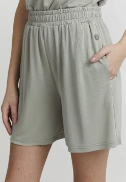 OXMO Björk - Shorts - Seagrass -OXMO Tienda En Línea 122b6eaeebb34024bfcaf396352a64a1