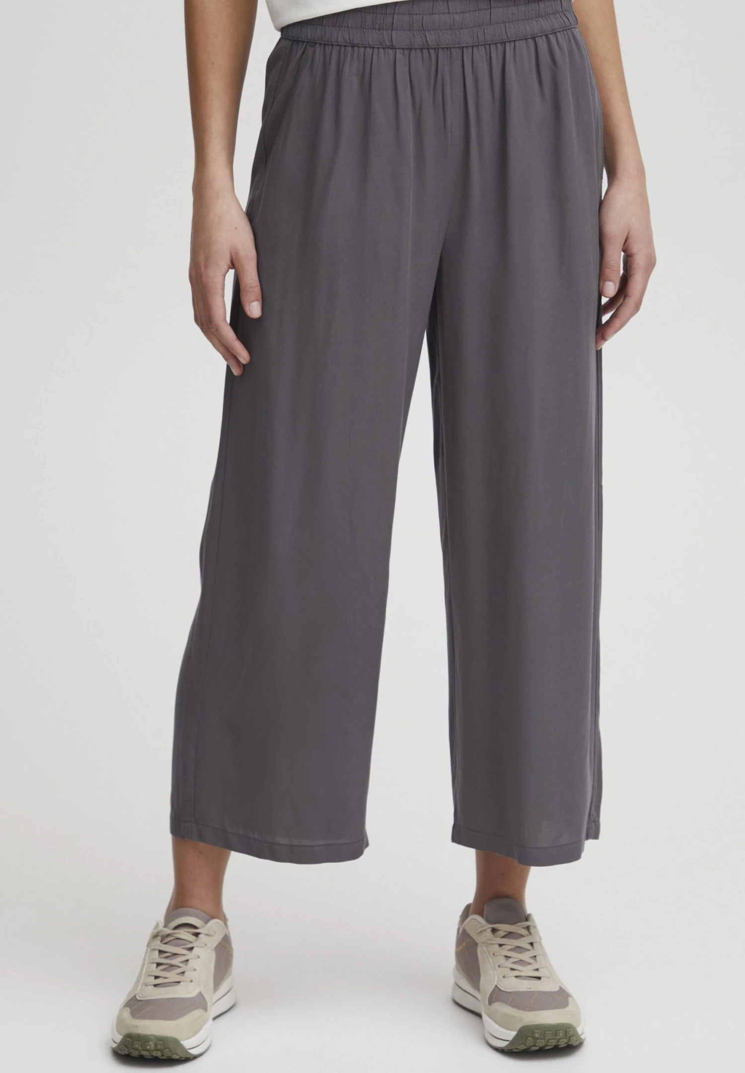 OXMO Oxelisabeth - Pantalones - Blackened Pearl 1 OXMO Oxelisabeth - Pantalones - Blackened Pearl
