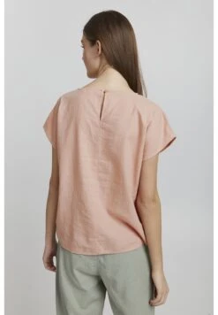 OXMO Arnora - Blusa - Coral Cloud 7 OXMO Arnora - Blusa - Coral Cloud -OXMO Tienda En Línea 22d9966a4a2f43d0b2efbba0048809a8