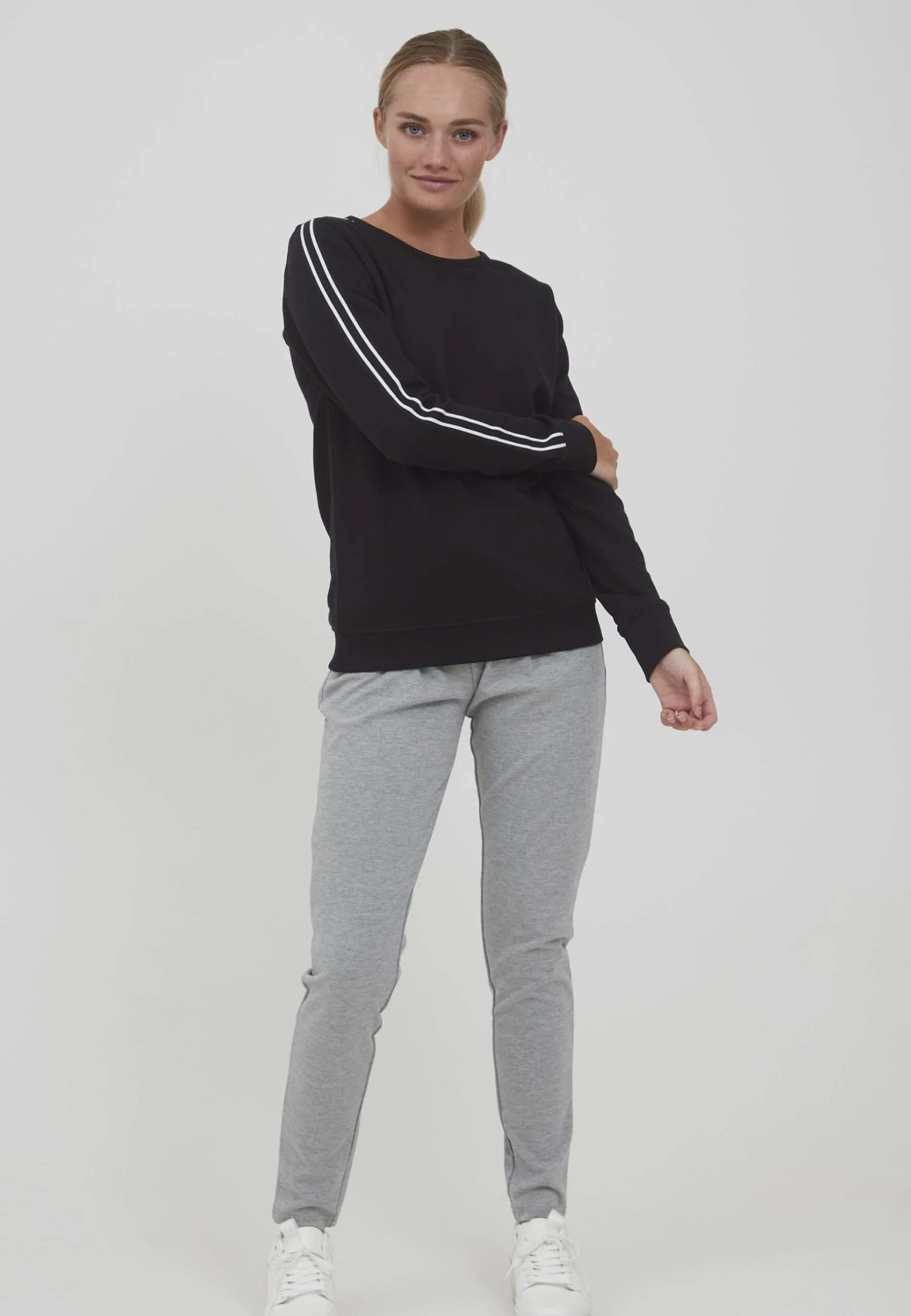 OXMO Oxgabita - Sudadera - Black 1 OXMO Oxgabita - Sudadera - Black