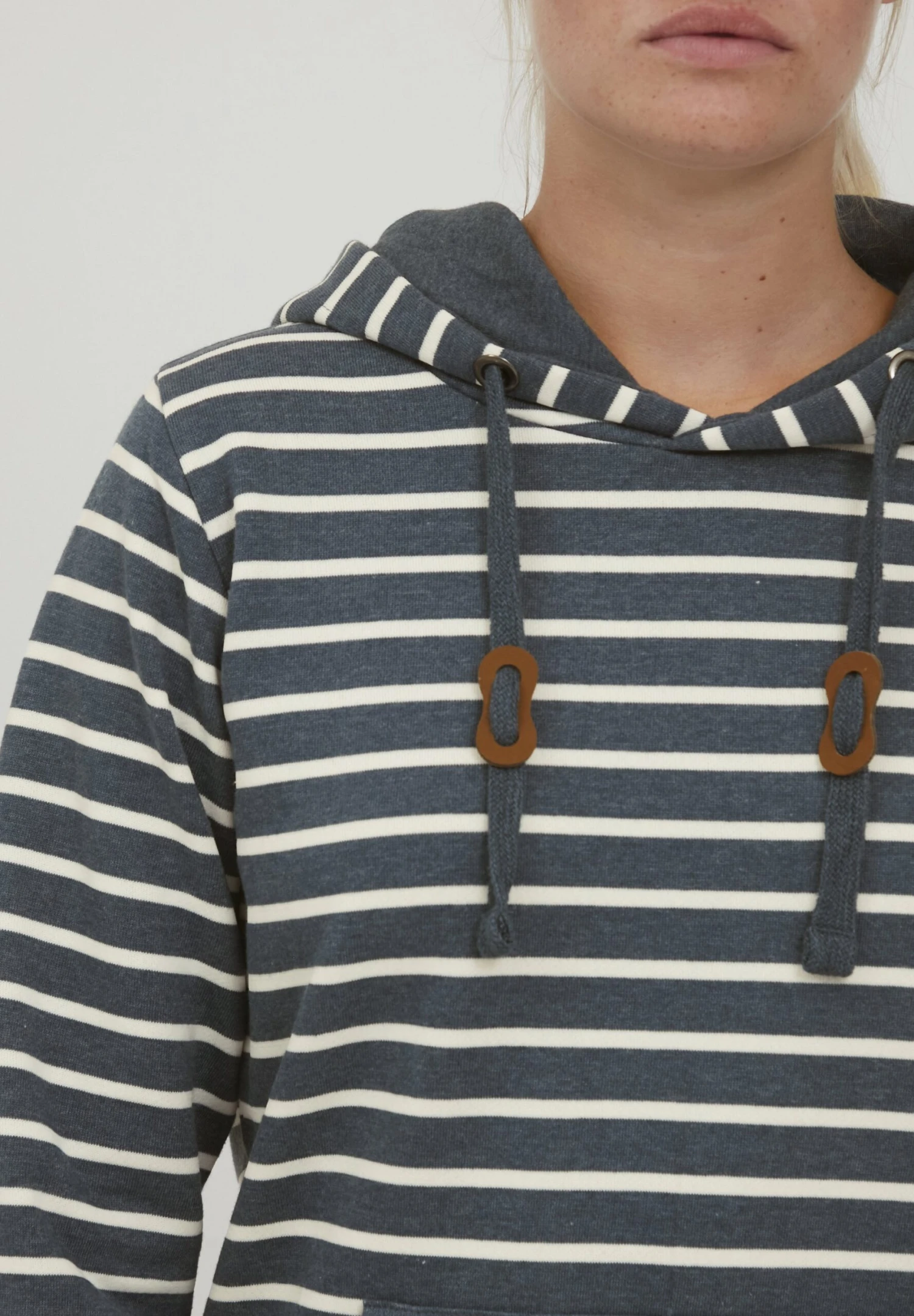 OXMO Oxcarina - Jersey Con Capucha - Ensign Blue 4 OXMO Oxcarina - Jersey Con Capucha - Ensign Blue - Imagen 4