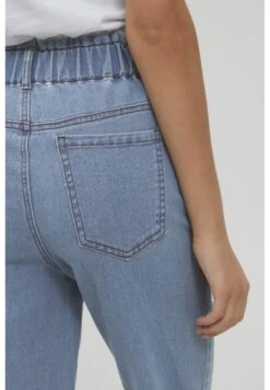 OXMO Oxann - Vaqueros Slim Fit - Ligth Blue Denim -OXMO Tienda En Línea 366eb9cd77d3494e808a2c6ee170e1ca