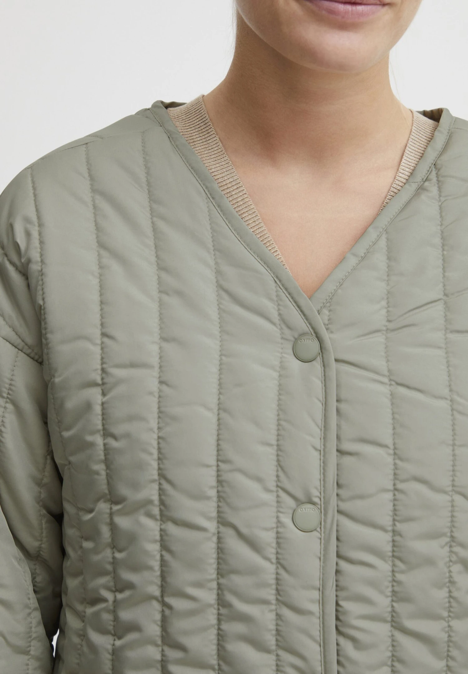 OXMO Oxsaggy - Chaqueta De Entretiempo - Seagrass 4 OXMO Oxsaggy - Chaqueta De Entretiempo - Seagrass - Imagen 4