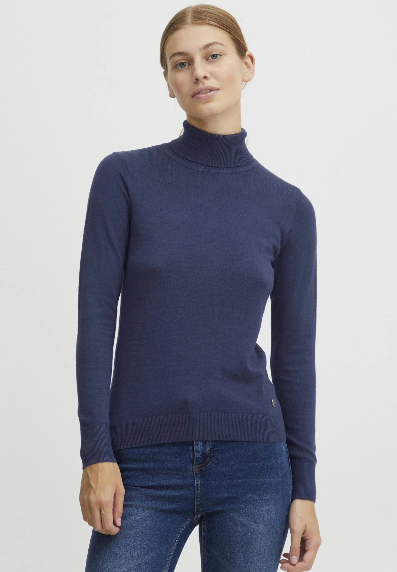 OXMO Katja - Jersey De Punto - Total Eclipse 1 OXMO Katja - Jersey De Punto - Total Eclipse