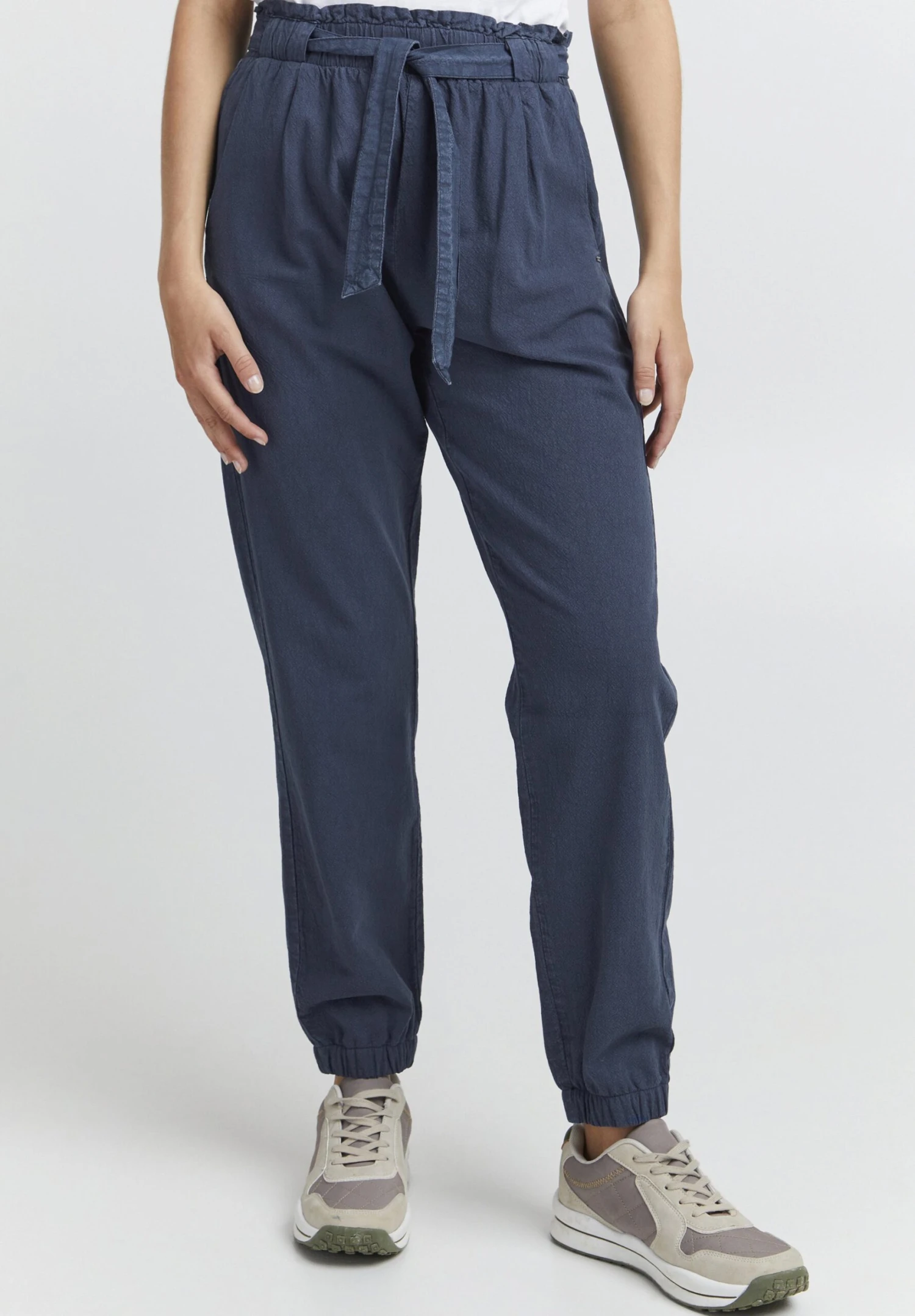 OXMO Pantalones - Insignia Blue 1 OXMO Pantalones - Insignia Blue