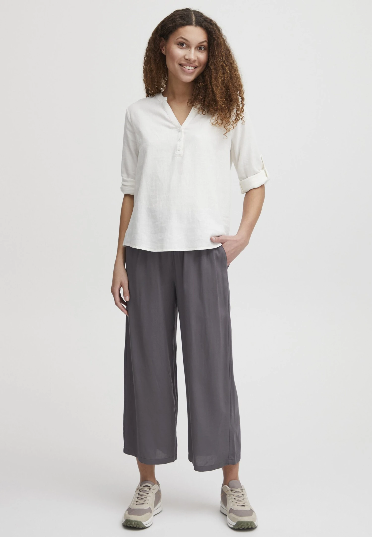 OXMO Oxelisabeth - Pantalones - Blackened Pearl 2 OXMO Oxelisabeth - Pantalones - Blackened Pearl - Imagen 2