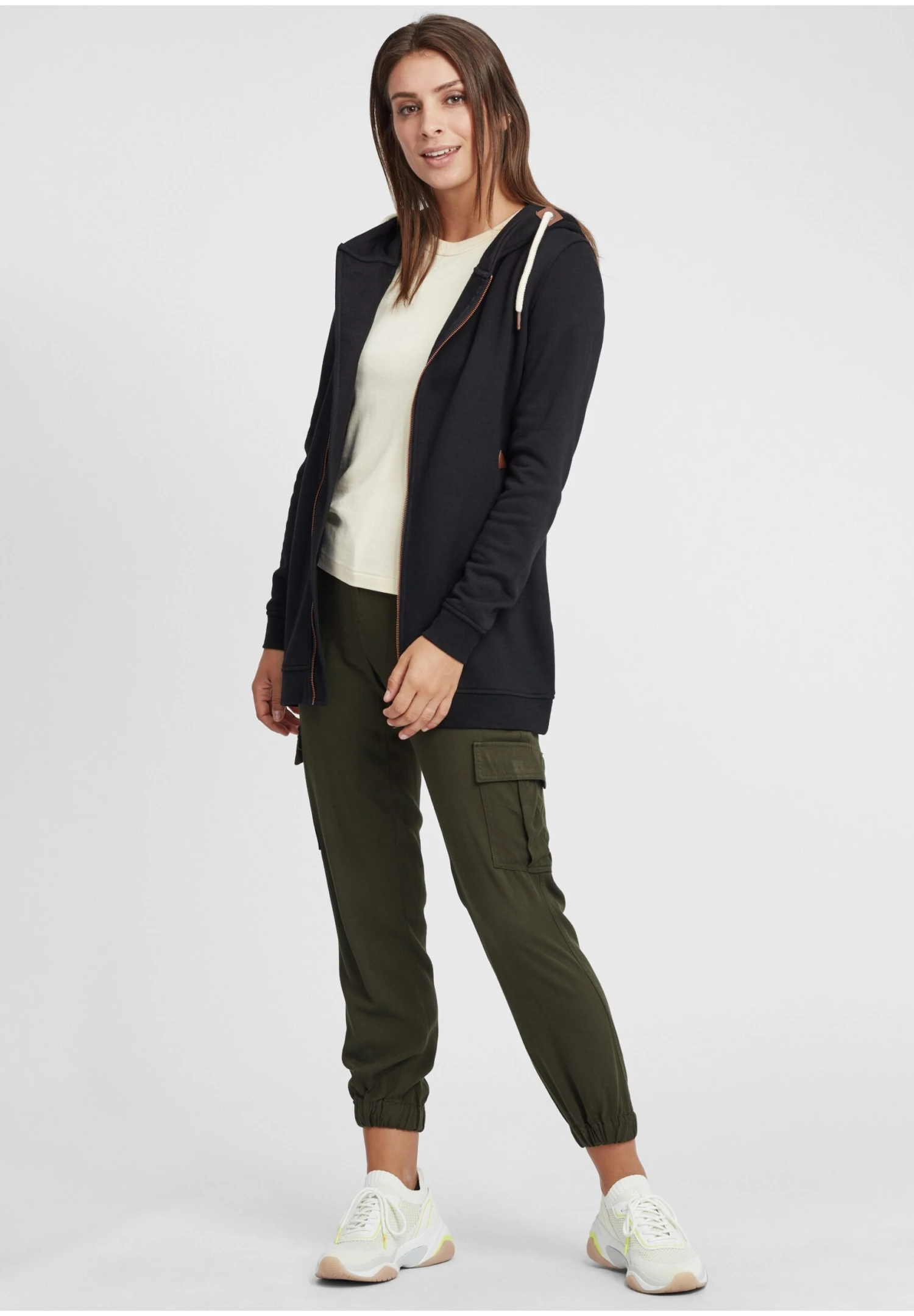 OXMO Oxvicky - Sudadera Con Cremallera - Black 2 OXMO Oxvicky - Sudadera Con Cremallera - Black - Imagen 2