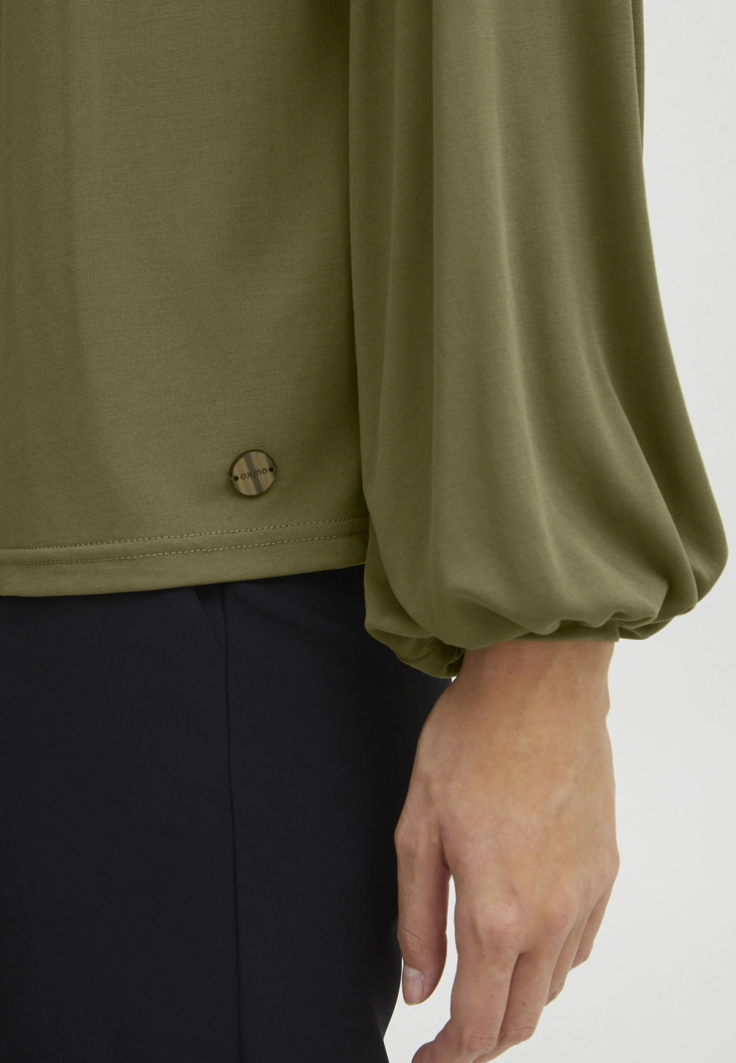 OXMO Oxhal - Blusa - Military Olive 4 OXMO Oxhal - Blusa - Military Olive - Imagen 4