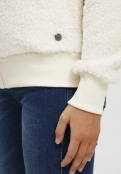 OXMO Anneka - Forro Polar - White 10 OXMO Anneka - Forro Polar - White -OXMO Tienda En Línea 4cb621b7bb834daf80a5d4d4c497dbc3