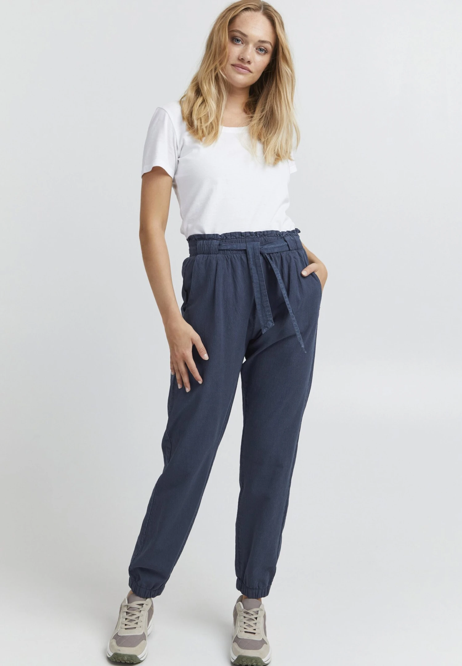 OXMO Pantalones - Insignia Blue 2 OXMO Pantalones - Insignia Blue - Imagen 2