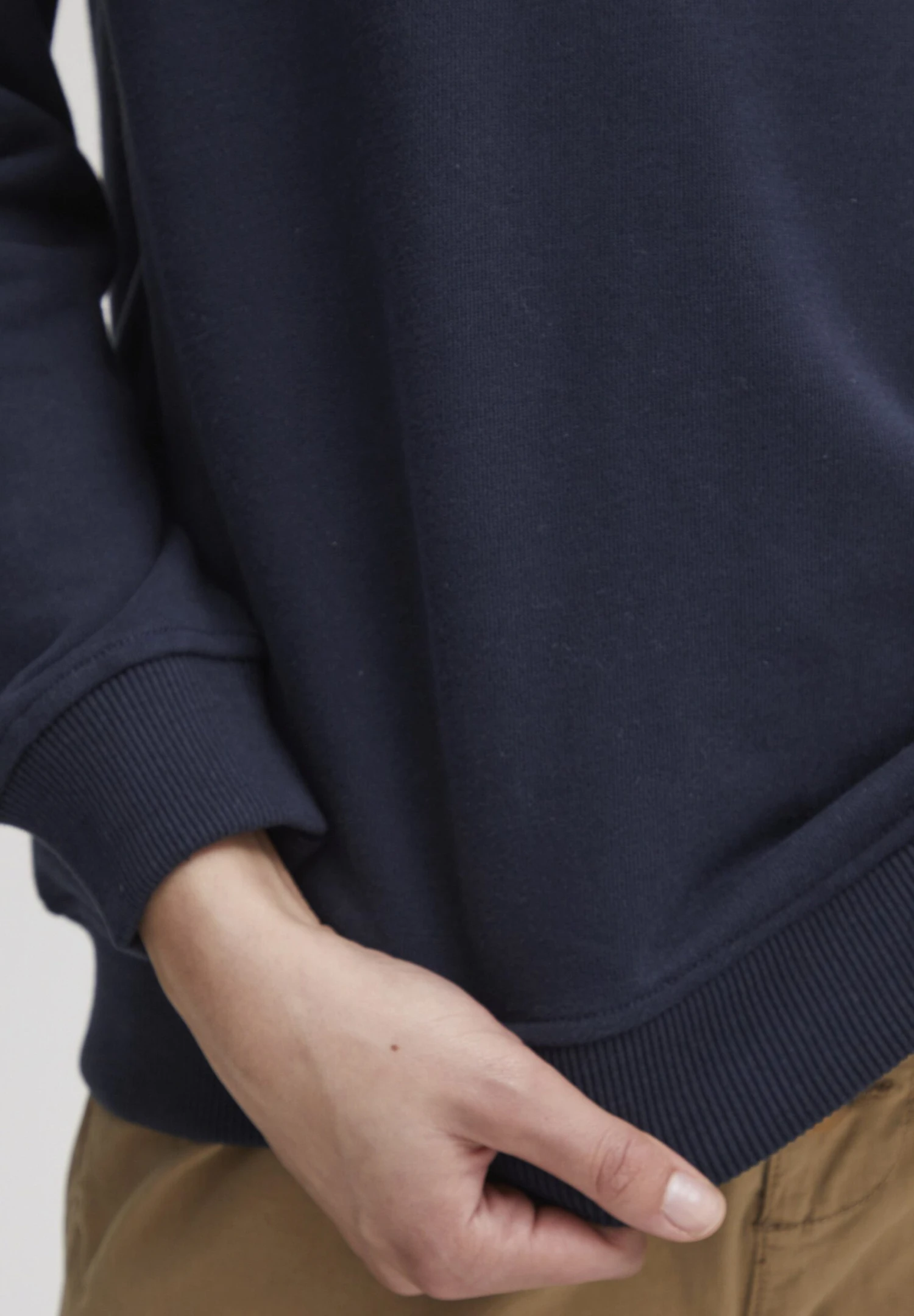 OXMO Oxcolisa - Jersey Con Capucha - Total Eclipse 5 OXMO Oxcolisa - Jersey Con Capucha - Total Eclipse - Imagen 5