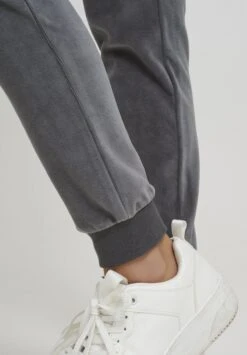 OXMO Oxnikita - Pantalones Deportivos - Castlerock 9 OXMO Oxnikita - Pantalones Deportivos - Castlerock -OXMO Tienda En Línea 5e94af9deae54978bb16e84213c41cd0