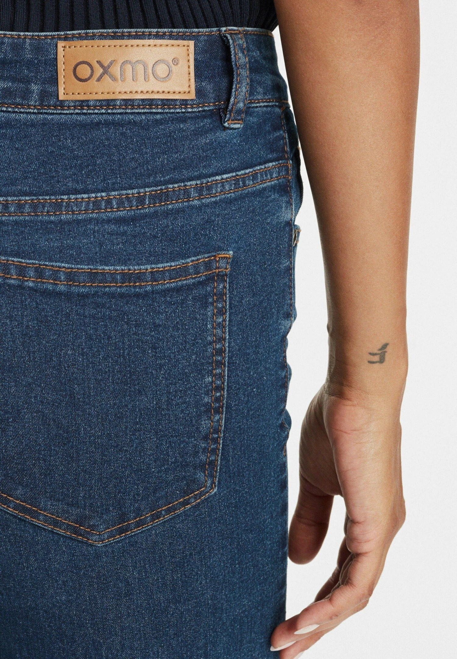 OXMO Oxlenna - Vaqueros Boyfriend - Dark Ink 5 OXMO Oxlenna - Vaqueros Boyfriend - Dark Ink - Imagen 5