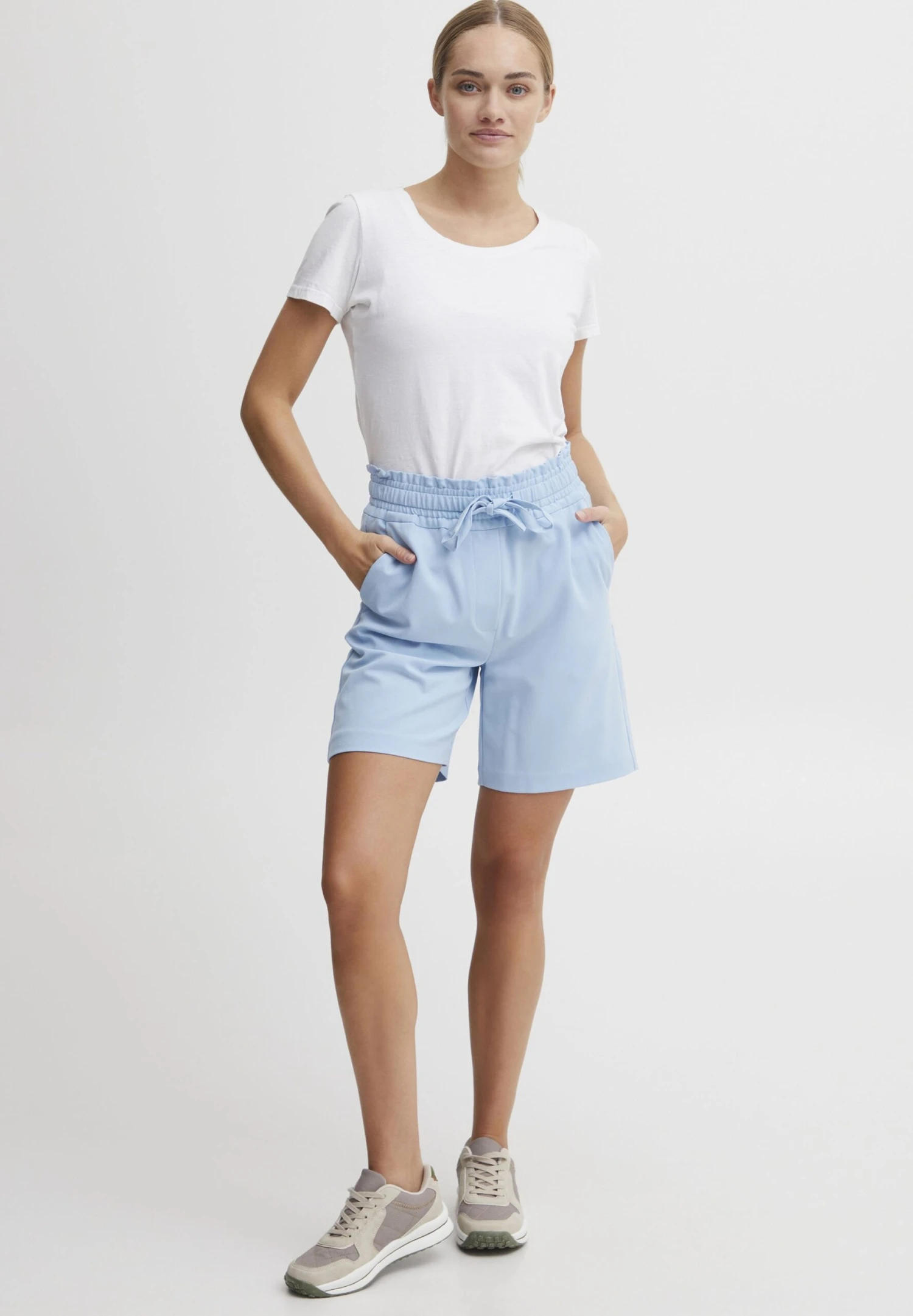 OXMO Daniella Sh- Shorts - Blue Bell 2 OXMO Daniella Sh- Shorts - Blue Bell - Imagen 2