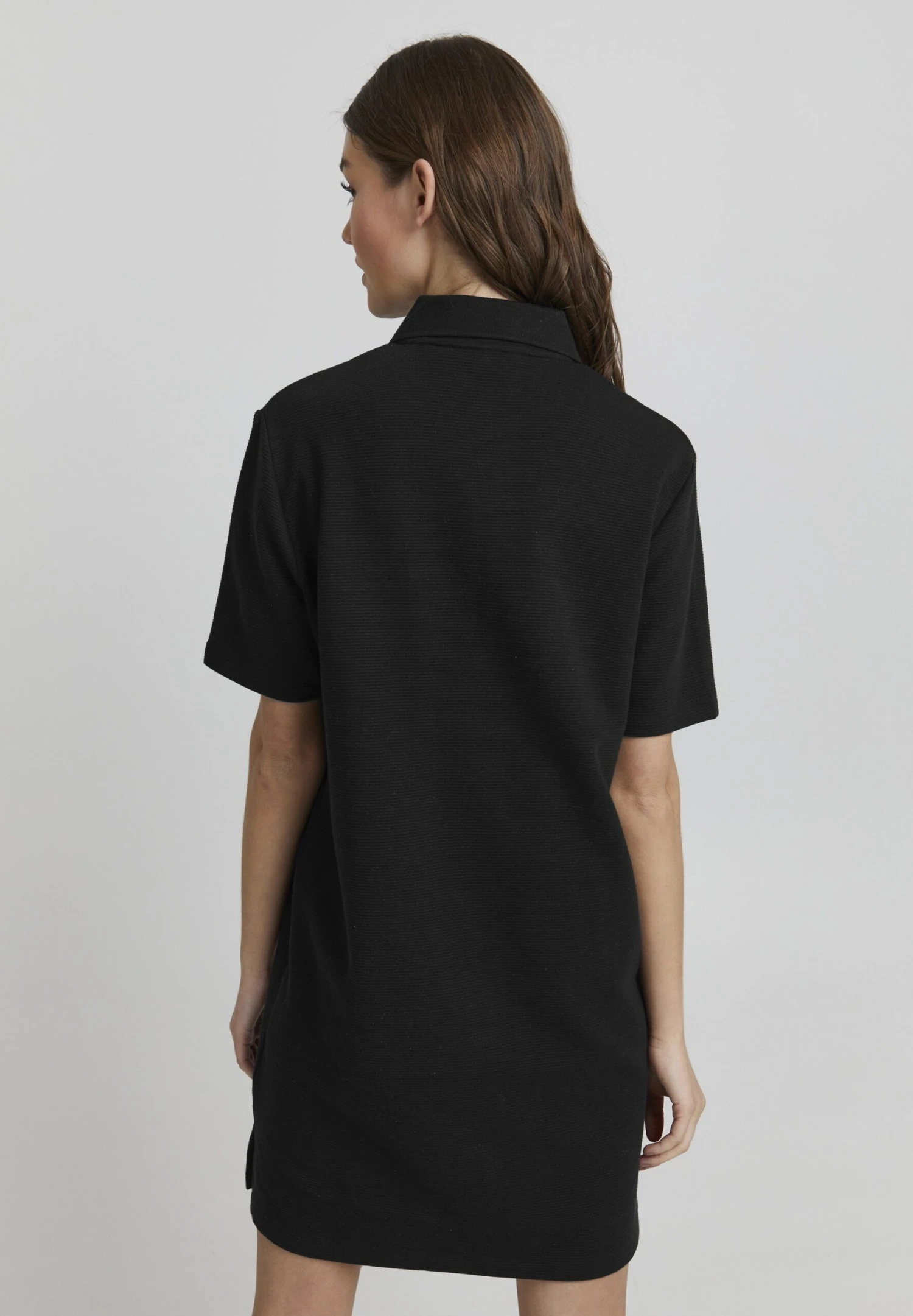 OXMO Jonna - Vestido Ligero - Black 3 OXMO Jonna - Vestido Ligero - Black - Imagen 3