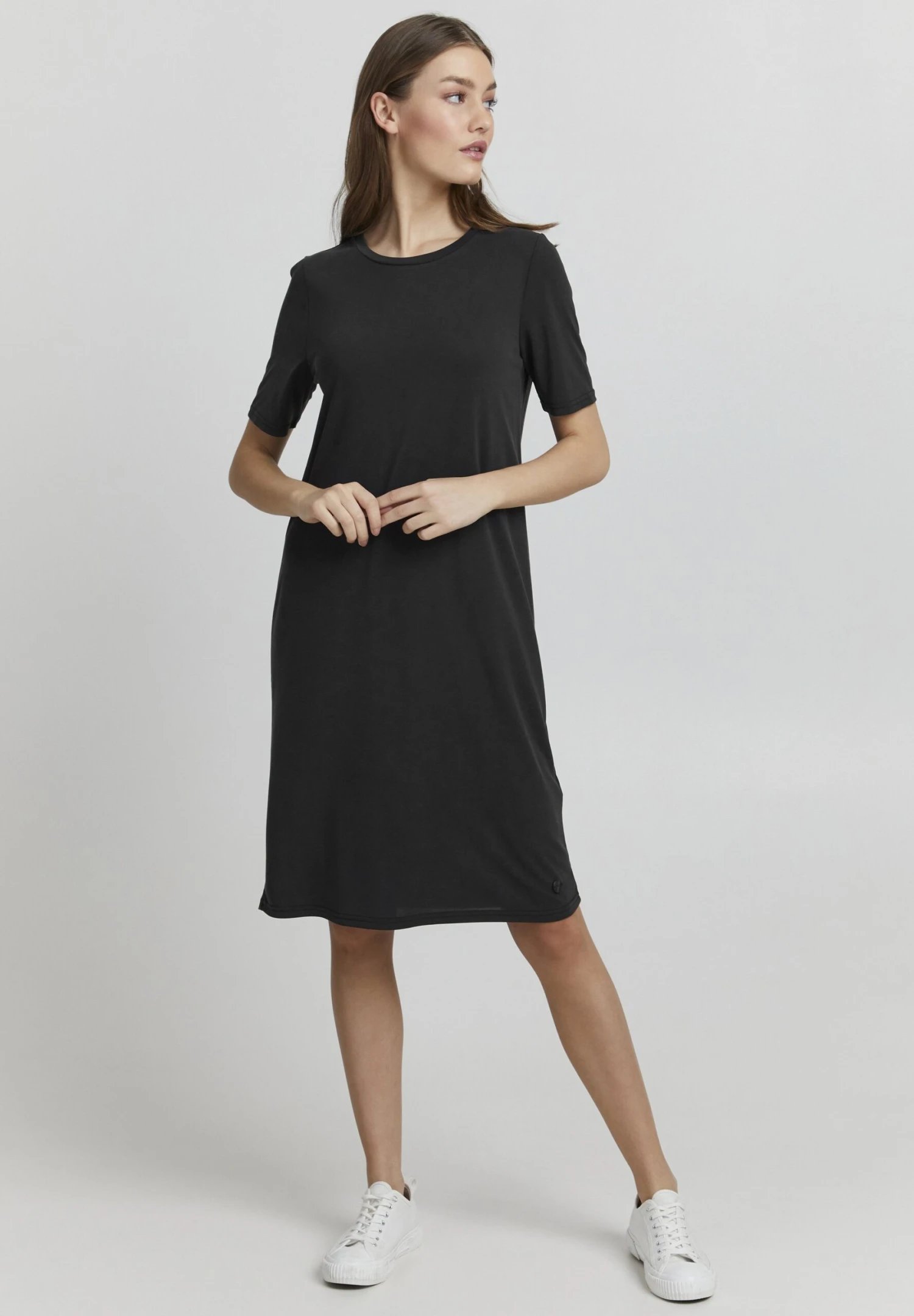 OXMO Brinja - Vestido Ligero - Black 2 OXMO Brinja - Vestido Ligero - Black - Imagen 2