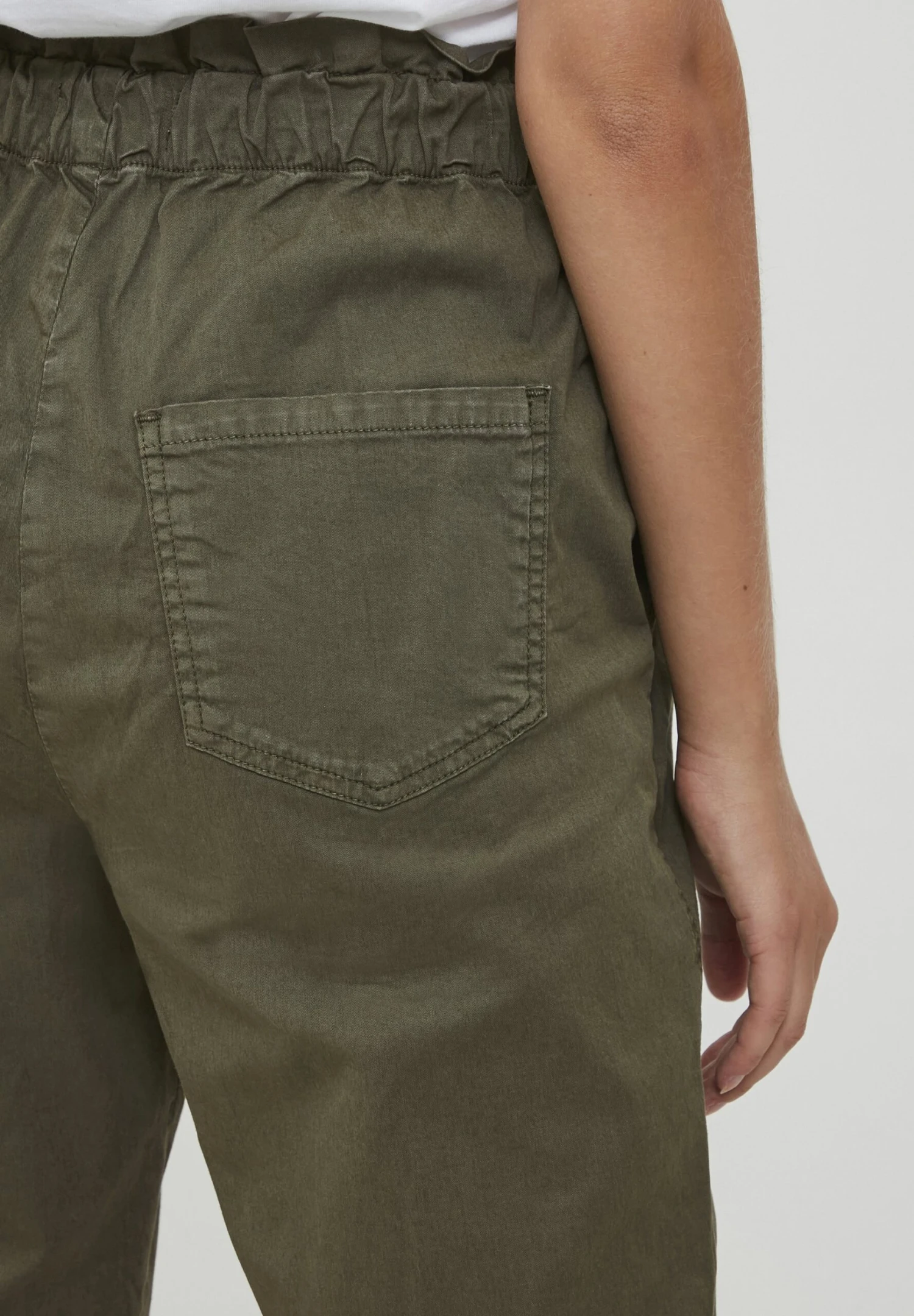 OXMO Oxconzi - Pantalones - Ivy Green 3 OXMO Oxconzi - Pantalones - Ivy Green - Imagen 3
