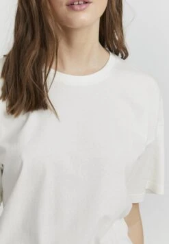 OXMO Pinala - Camiseta Básica - Cloud Dancer -OXMO Tienda En Línea 99c3b189ddec46c497558196e97a04fc