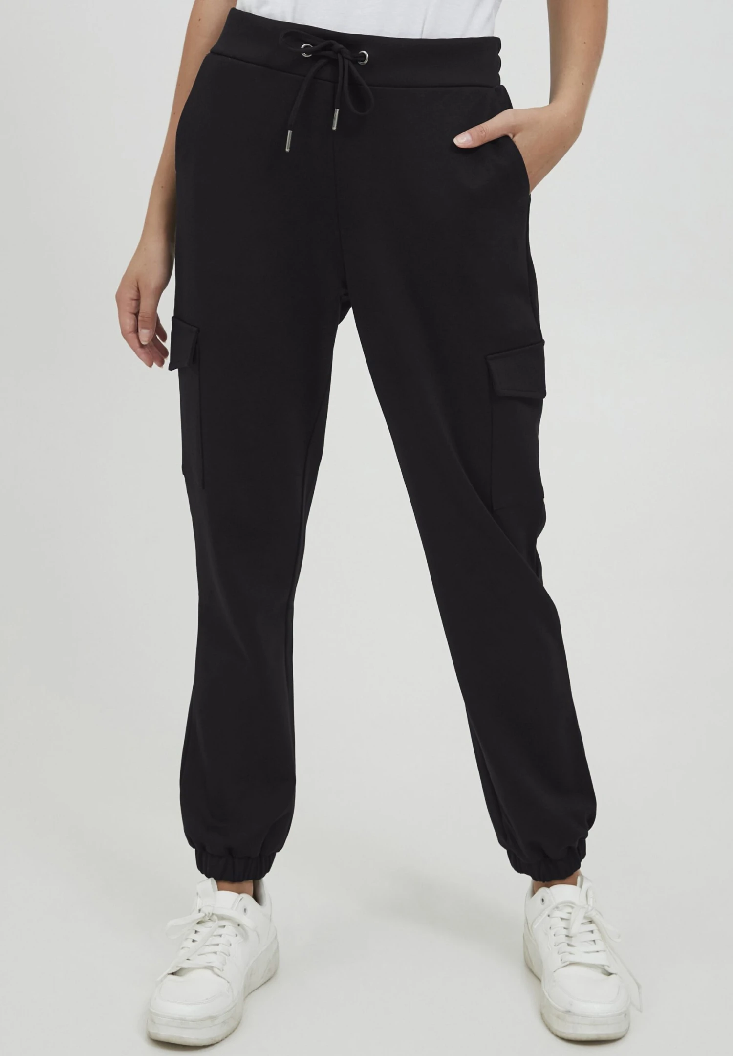 OXMO Oxhenni - Pantalones Cargo - Black 1 OXMO Oxhenni - Pantalones Cargo - Black