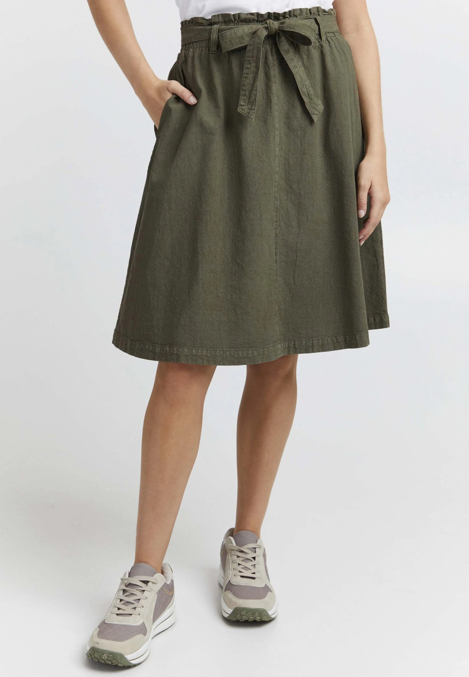 OXMO Lerke - Falda Acampanada - Dusty Olive 1 OXMO Lerke - Falda Acampanada - Dusty Olive