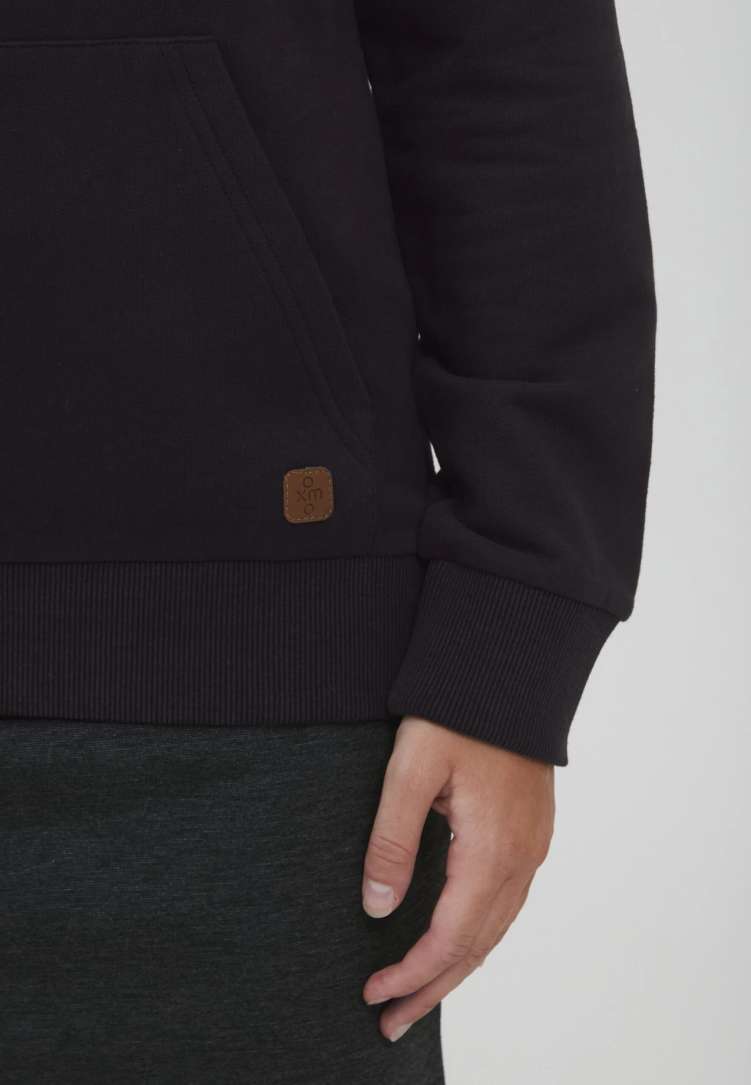 OXMO Oxjulia - Jersey Con Capucha - Black Teddy 5 OXMO Oxjulia - Jersey Con Capucha - Black Teddy - Imagen 5