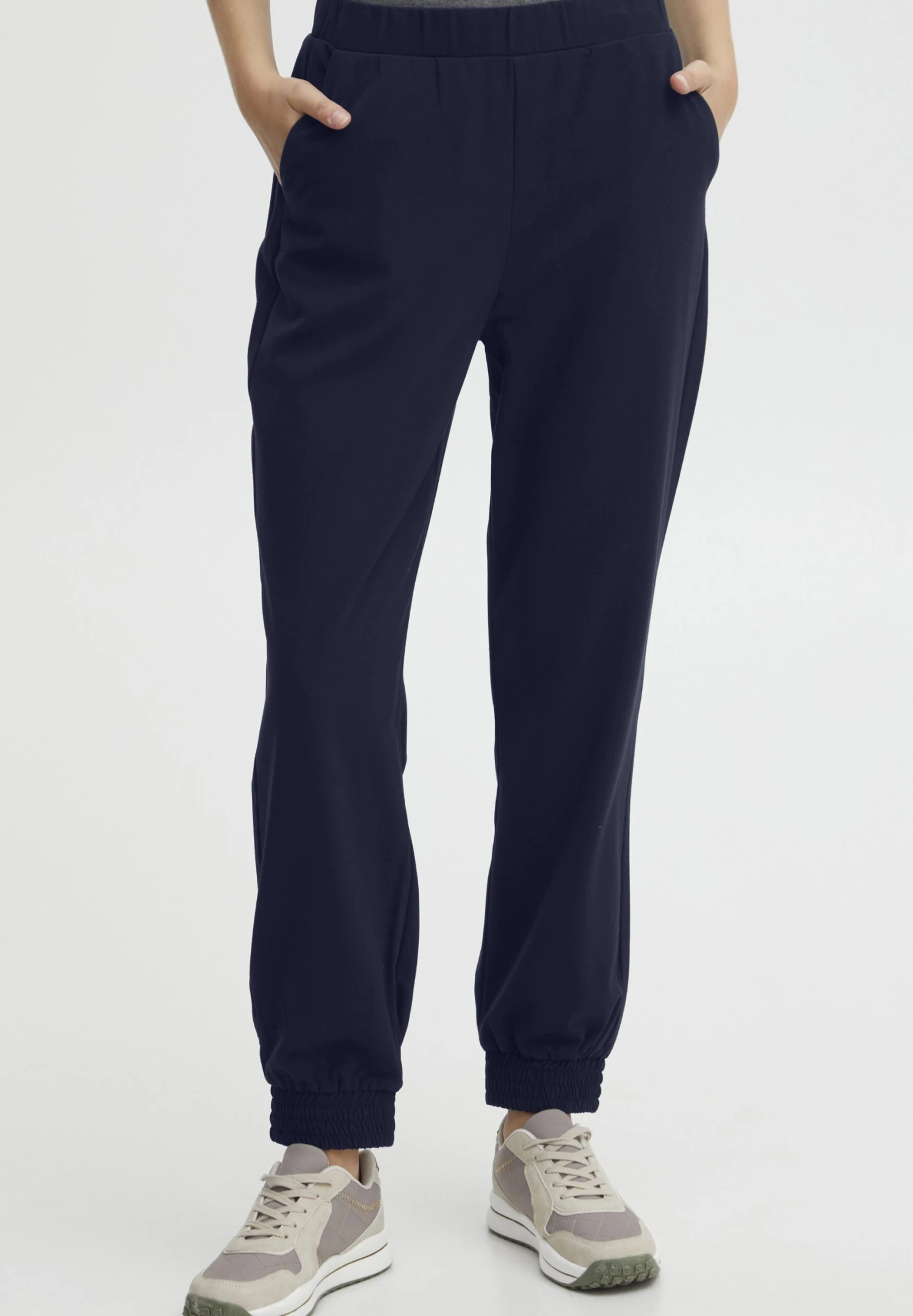 OXMO Oxdovi - Pantalones Deportivos - Copenhagen Night 1 OXMO Oxdovi - Pantalones Deportivos - Copenhagen Night