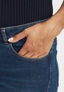 OXMO Oxlenna - Vaqueros Boyfriend - Dark Ink 9 OXMO Oxlenna - Vaqueros Boyfriend - Dark Ink -OXMO Tienda En Línea b16aa2afc7634464bec39c68c50937e5