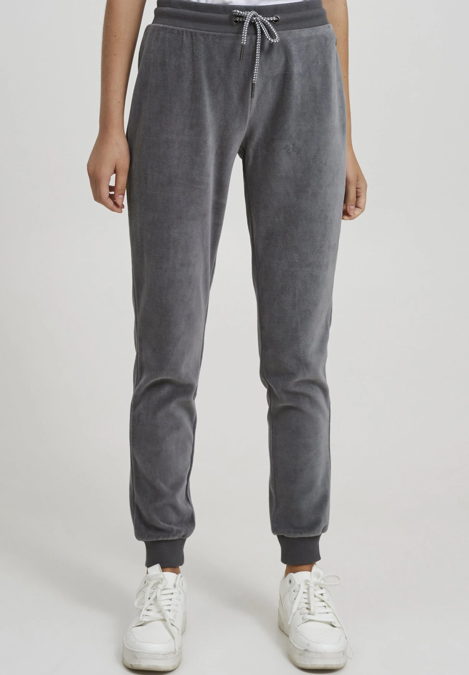 OXMO Oxnikita - Pantalones Deportivos - Castlerock 1 OXMO Oxnikita - Pantalones Deportivos - Castlerock