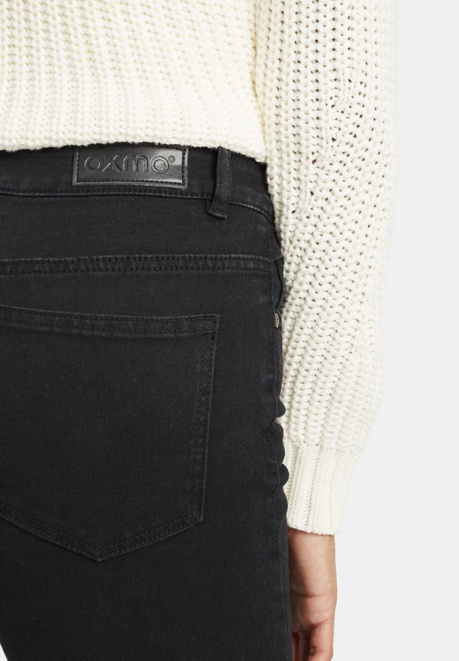 OXMO Oxlenna - Vaqueros Boyfriend - Black 5 OXMO Oxlenna - Vaqueros Boyfriend - Black - Imagen 5