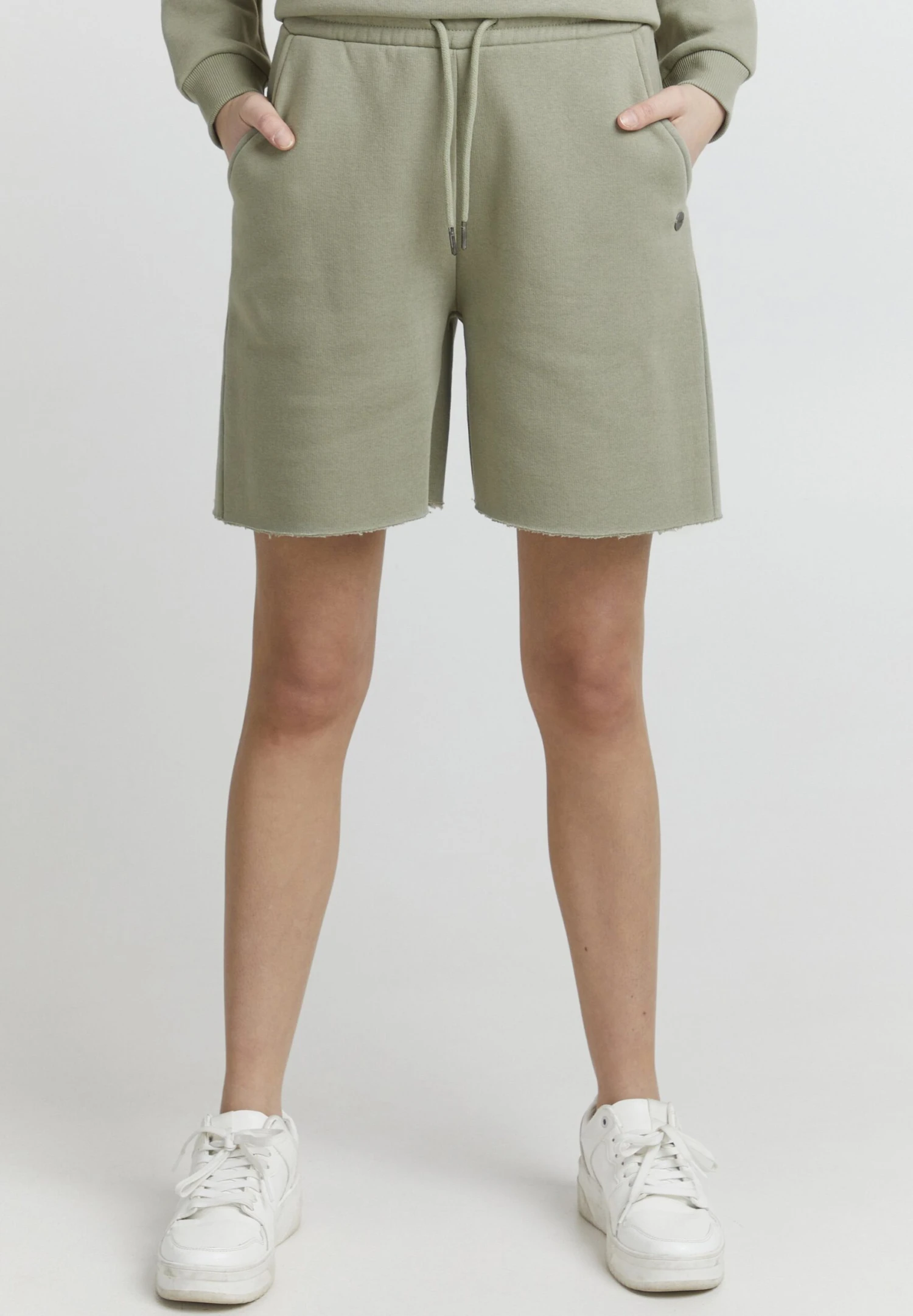 OXMO Hope - Shorts - Seagrass 1 OXMO Hope - Shorts - Seagrass