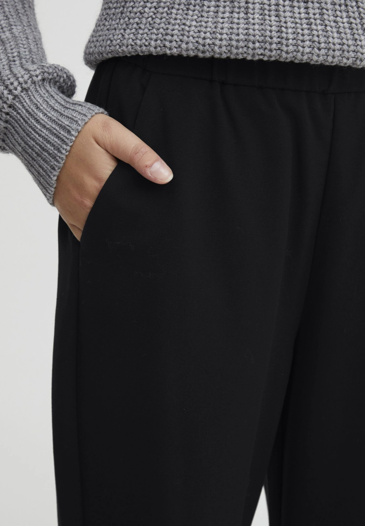 OXMO Oxdovi - Pantalones Deportivos - Black 4 OXMO Oxdovi - Pantalones Deportivos - Black - Imagen 4