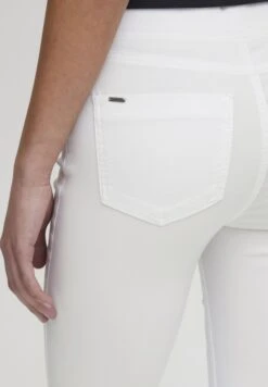 OXMO Oxditrine - Shorts - Optical White 10 OXMO Oxditrine - Shorts - Optical White -OXMO Tienda En Línea bbcb46d9ac5849e6be73544969f7ec01