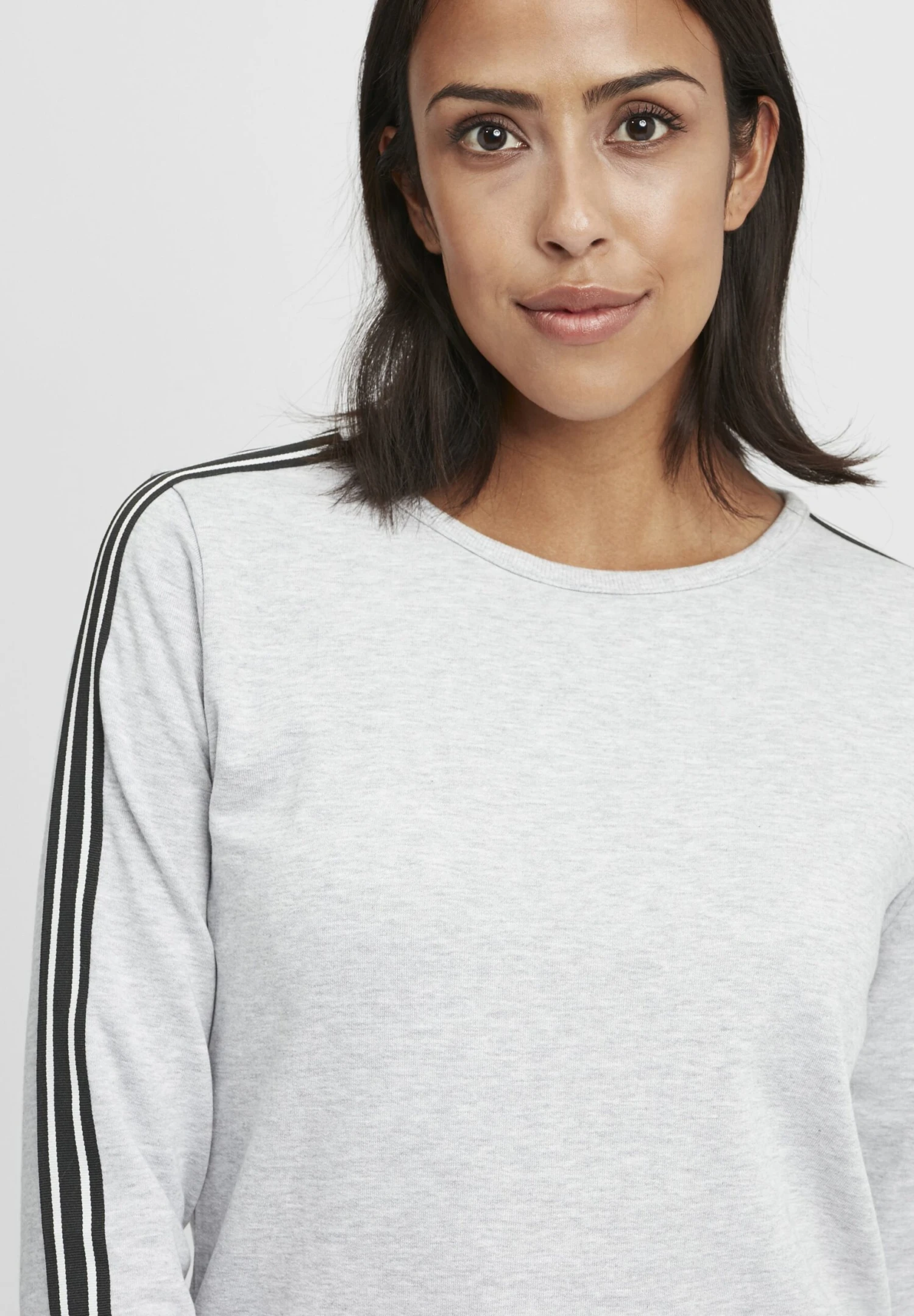 OXMO Oxgabita - Sudadera - Light Grey Melange 4 OXMO Oxgabita - Sudadera - Light Grey Melange - Imagen 4