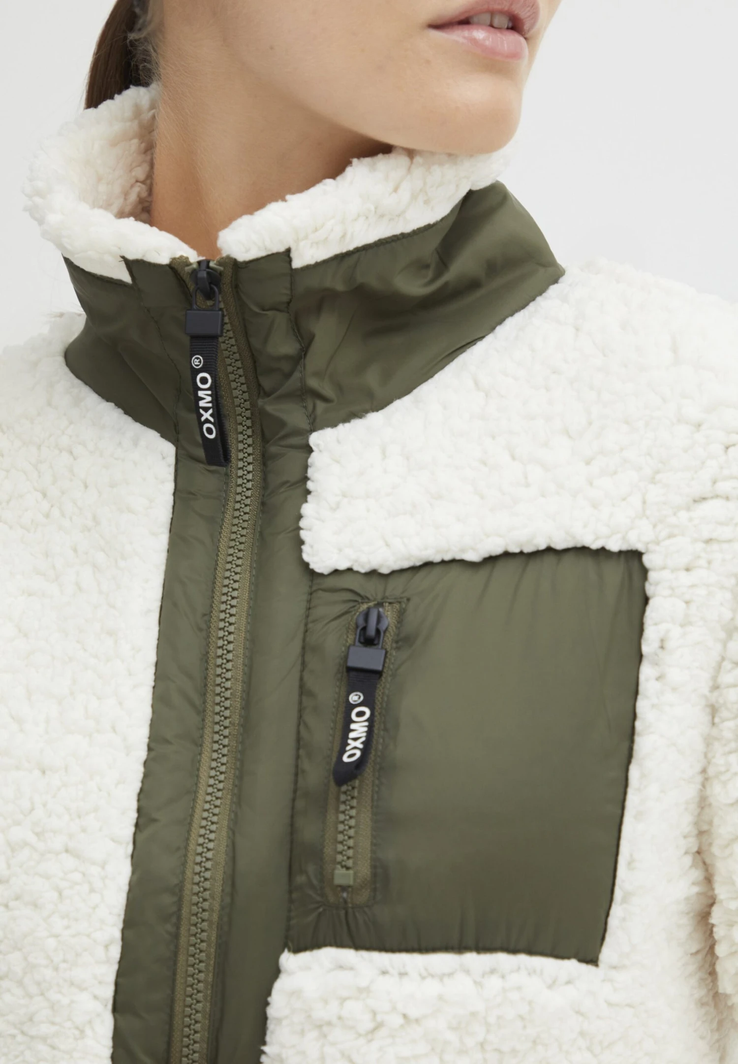 OXMO Oxeline - Abrigo Corto - Cloud Dancer 4 OXMO Oxeline - Abrigo Corto - Cloud Dancer - Imagen 4