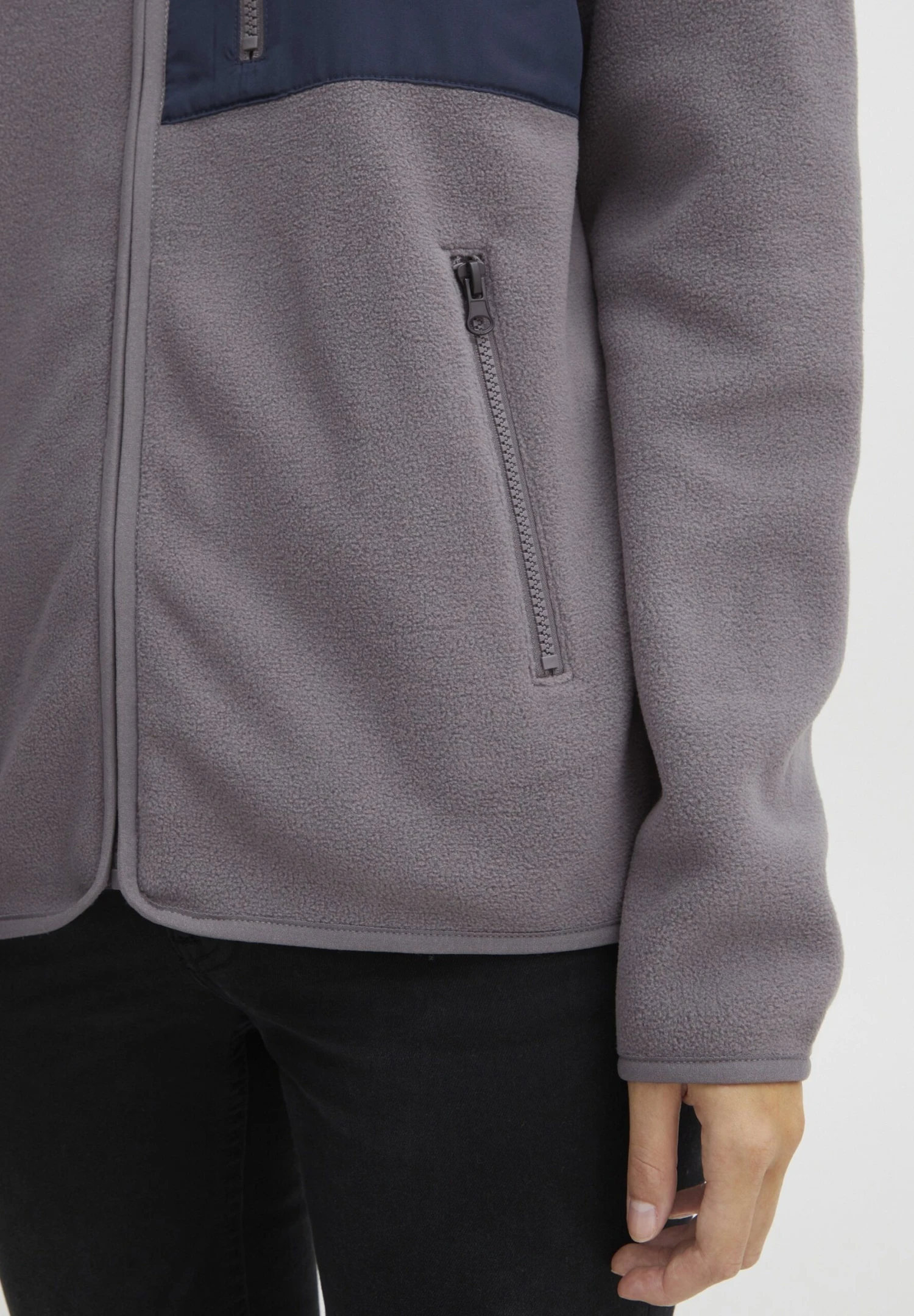 OXMO Oxnymfe - Forro Polar - Pewter 5 OXMO Oxnymfe - Forro Polar - Pewter - Imagen 5