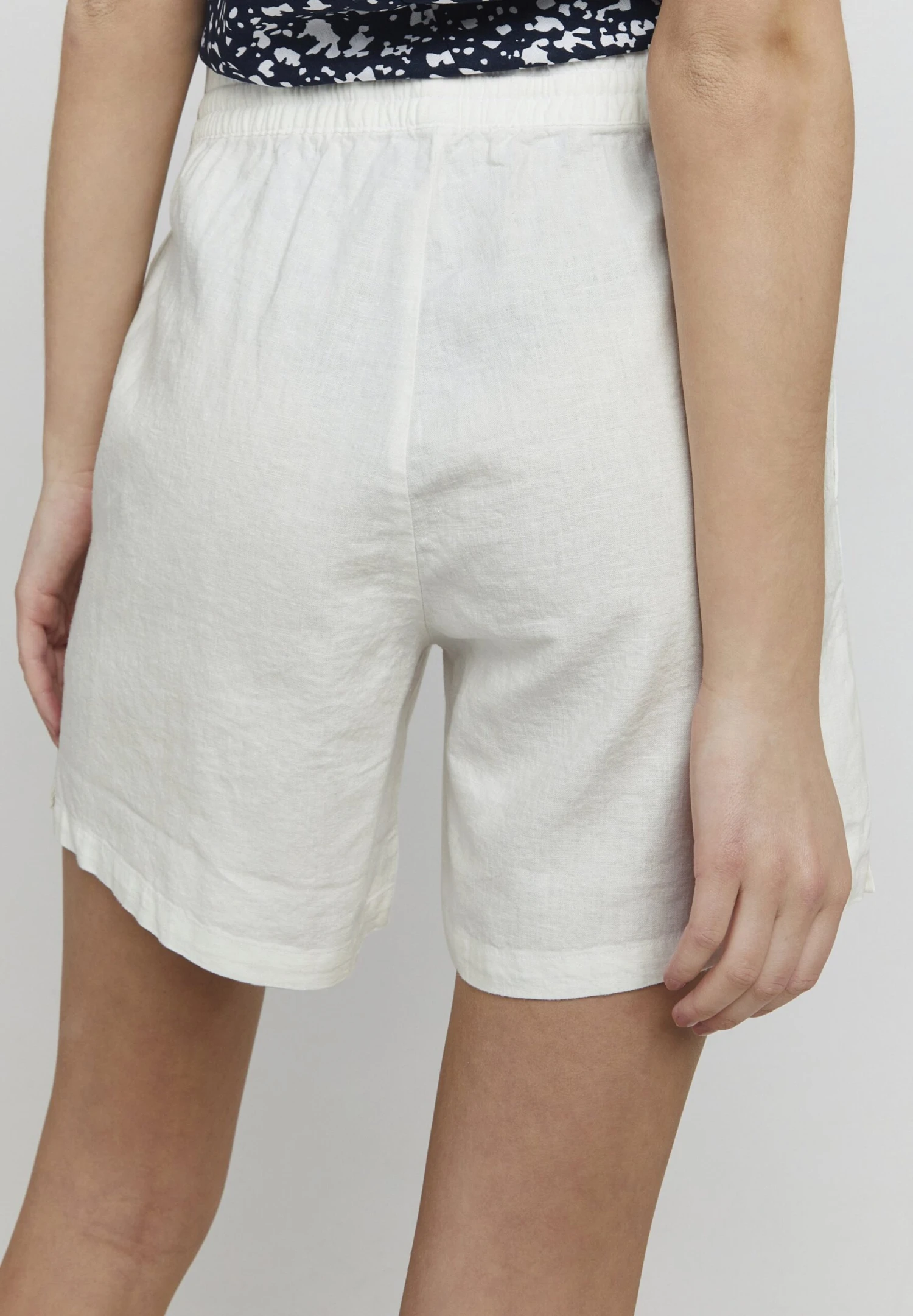 OXMO Shorts - Off White 5 OXMO Shorts - Off White - Imagen 5