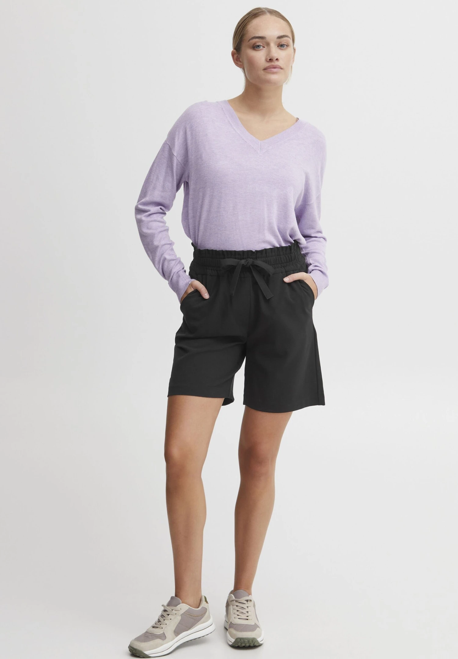 OXMO Daniella Sh- Shorts - Black 2 OXMO Daniella Sh- Shorts - Black - Imagen 2