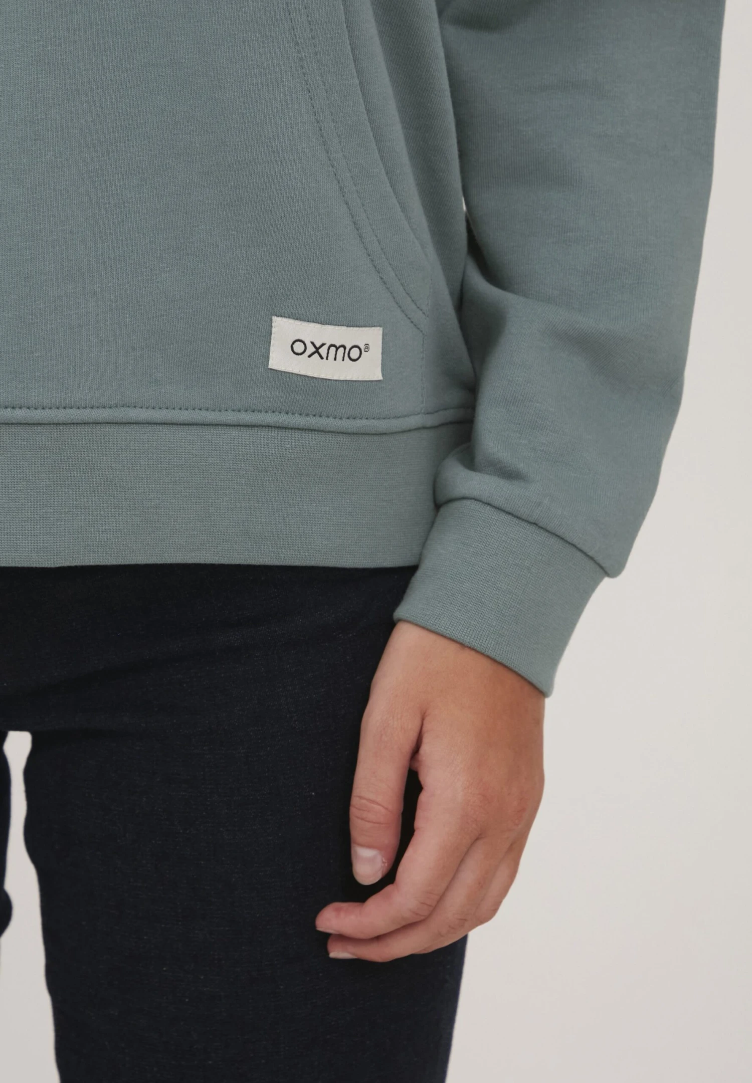 OXMO Oxgreta - Jersey Con Capucha - Goblin Green 5 OXMO Oxgreta - Jersey Con Capucha - Goblin Green - Imagen 5