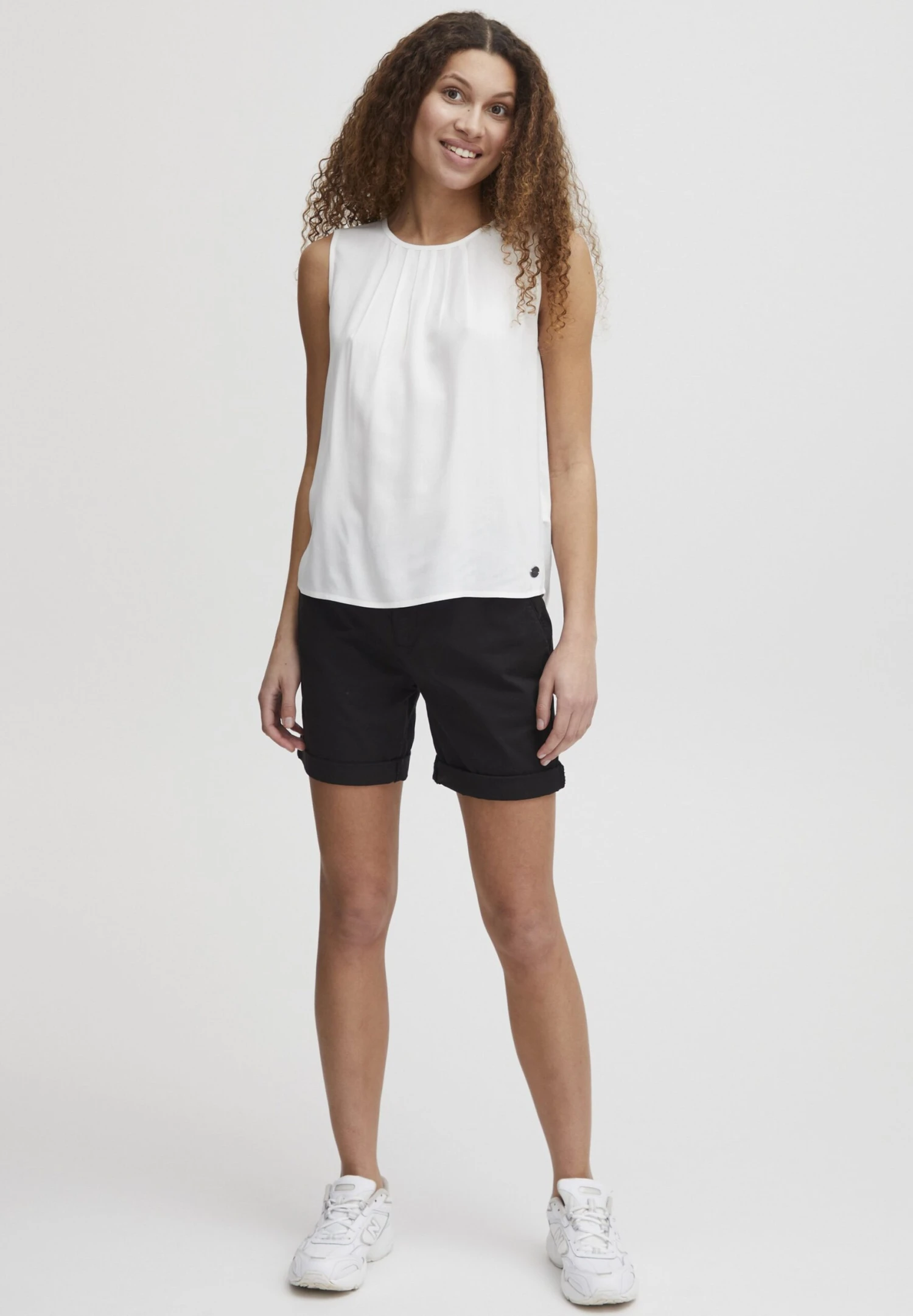 OXMO Esja - Blusa - Optical White 2 OXMO Esja - Blusa - Optical White - Imagen 2