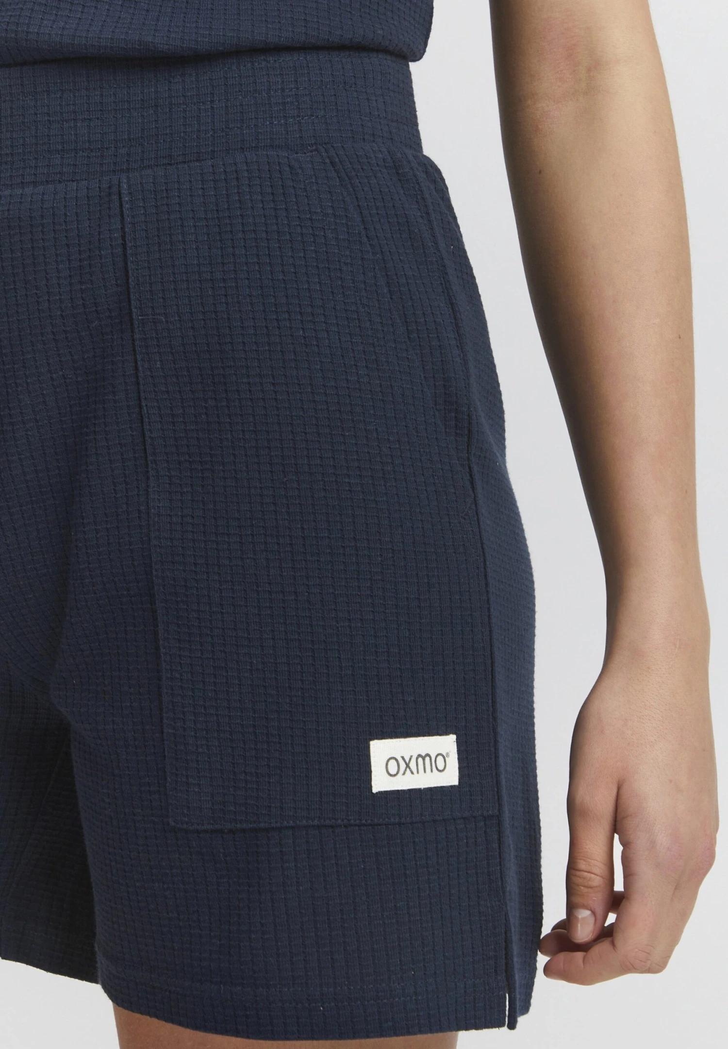 OXMO Wim - Shorts - Total Eclipse 4 OXMO Wim - Shorts - Total Eclipse - Imagen 4