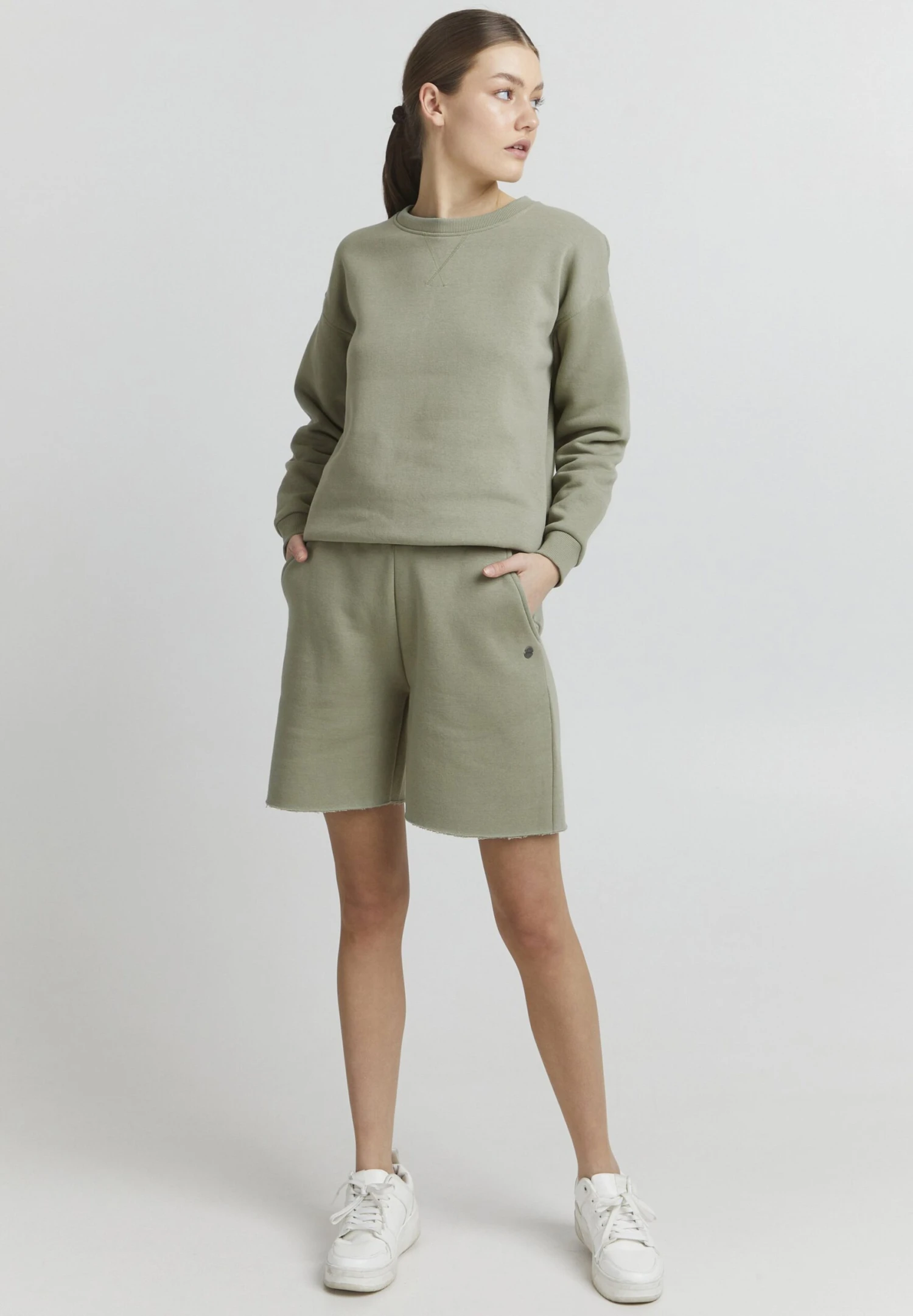 OXMO Hope - Shorts - Seagrass 2 OXMO Hope - Shorts - Seagrass - Imagen 2