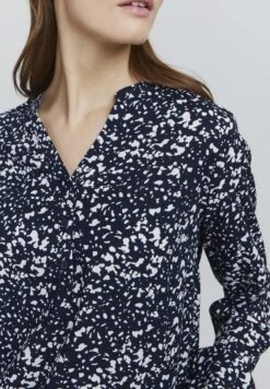 OXMO Elvy - Blusa - Total Eclipse Mix 8 OXMO Elvy - Blusa - Total Eclipse Mix -OXMO Tienda En Línea e30ba6afbe6740c99c8675a15388897c