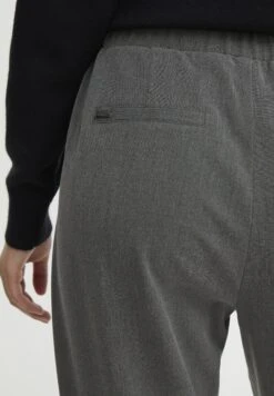 OXMO Oxdovi - Pantalones Deportivos - Dark Grey Melange 10 OXMO Oxdovi - Pantalones Deportivos - Dark Grey Melange -OXMO Tienda En Línea e55eea90b65c4089ac48be446e596f59