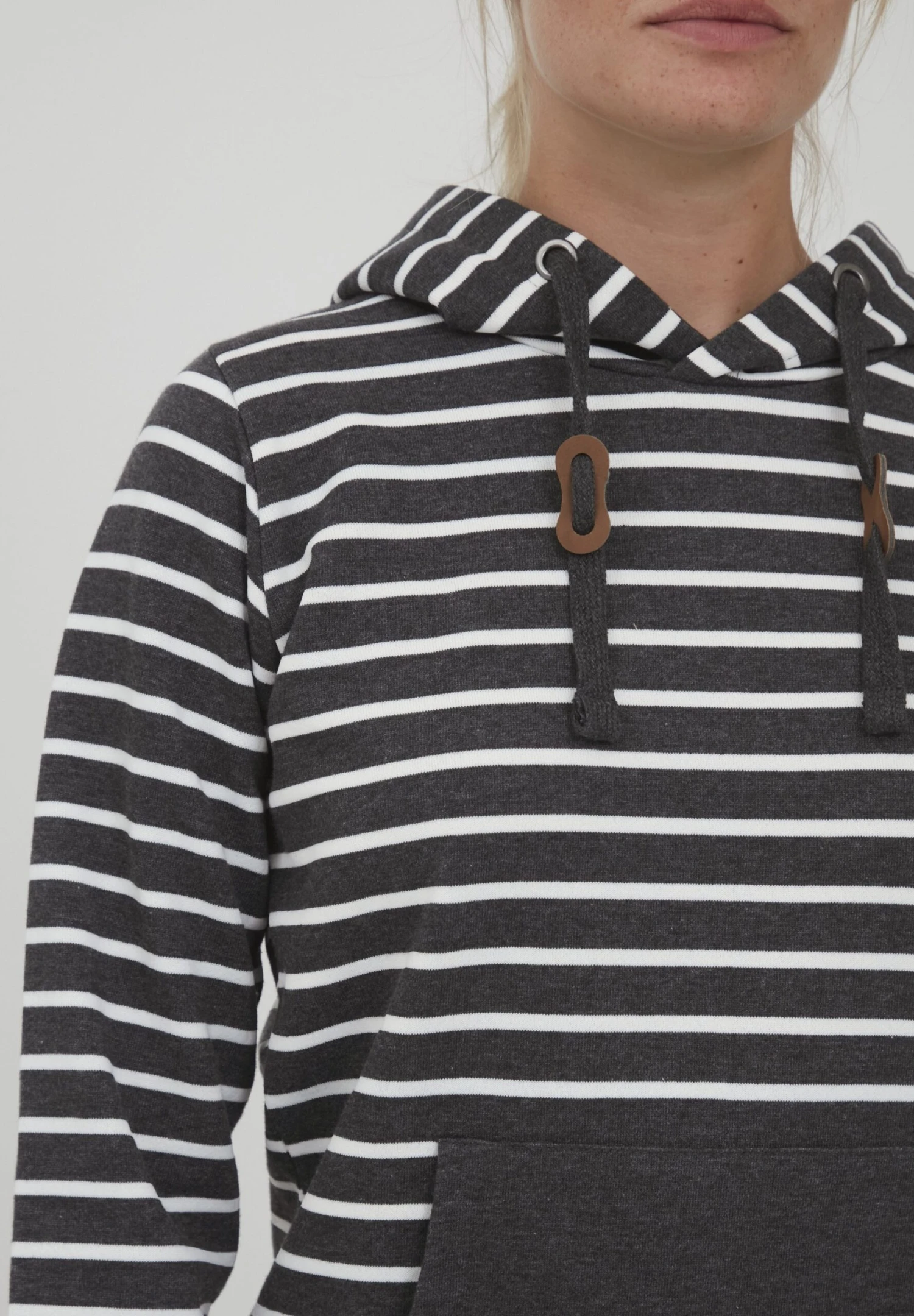 OXMO Oxcarina - Jersey Con Capucha - Charcoal Mix 4 OXMO Oxcarina - Jersey Con Capucha - Charcoal Mix - Imagen 4