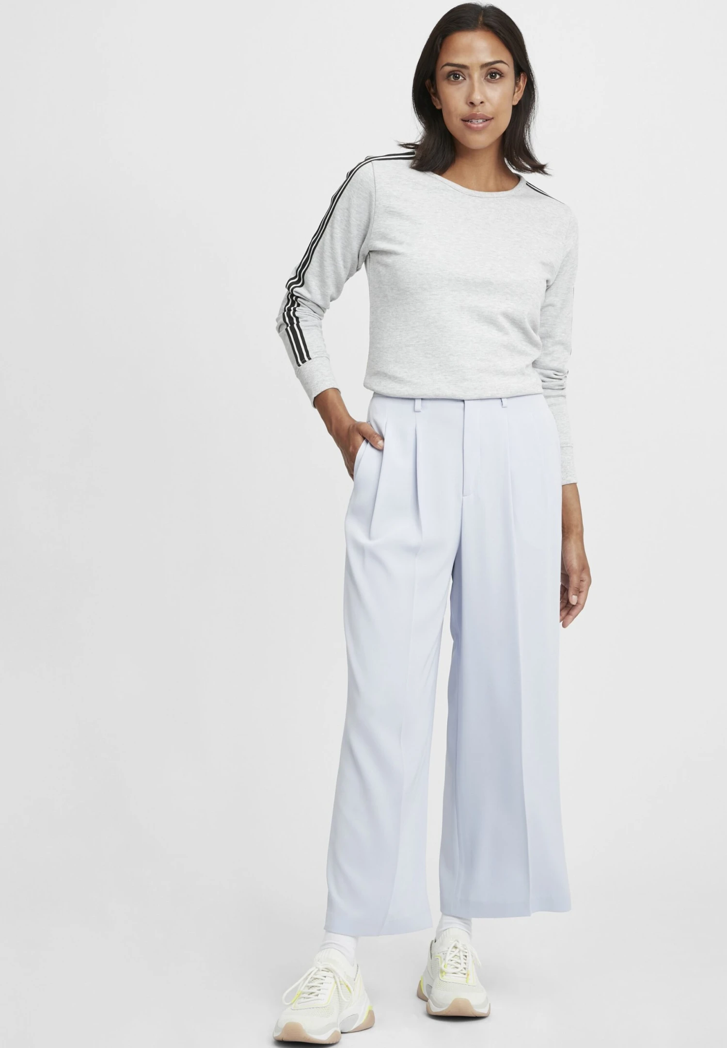 OXMO Oxgabita - Sudadera - Light Grey Melange 2 OXMO Oxgabita - Sudadera - Light Grey Melange - Imagen 2