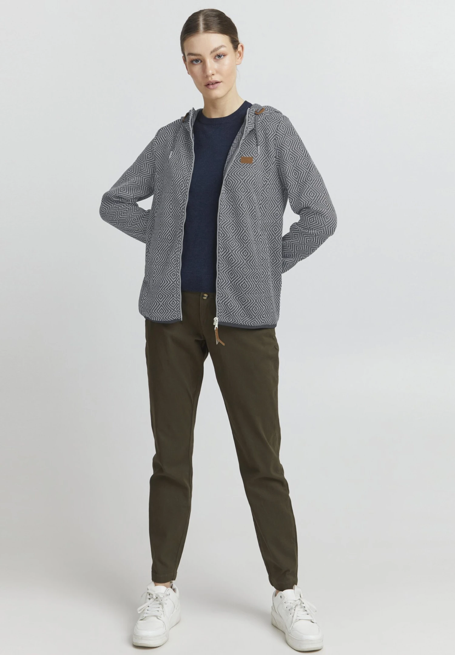 OXMO Pebbles - Chaqueta De Punto - Total Eclipse 2 OXMO Pebbles - Chaqueta De Punto - Total Eclipse - Imagen 2